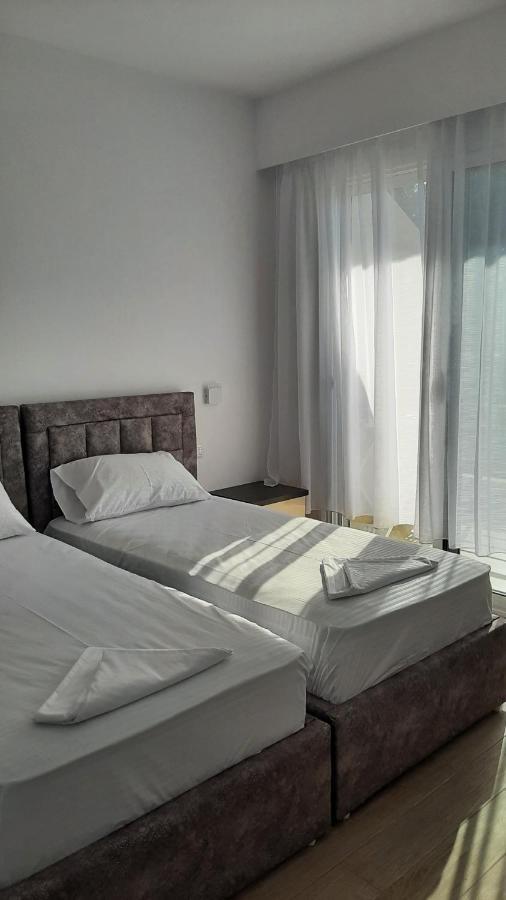 Sea & Sun Apartment فلورا المظهر الخارجي الصورة
