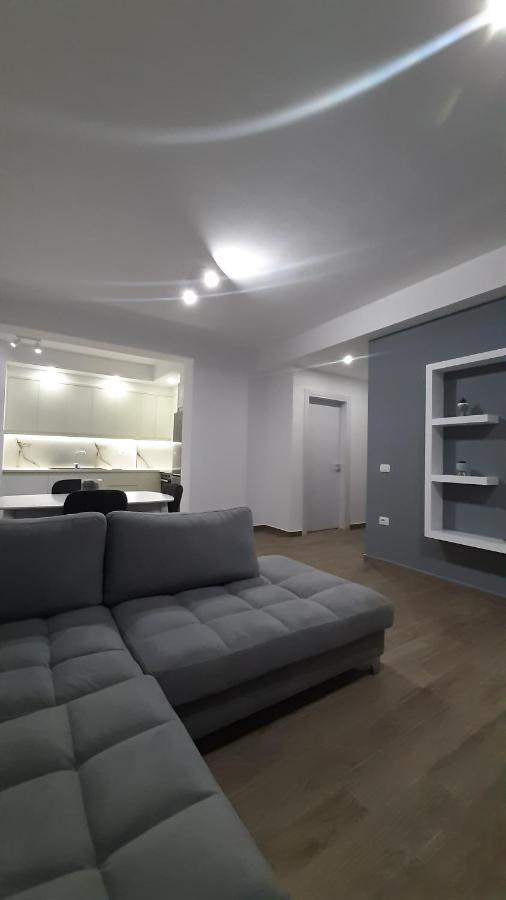 Sea & Sun Apartment فلورا المظهر الخارجي الصورة